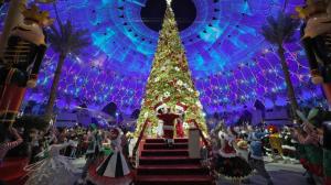 Crown Prince MBS open Saudi Arabia for Christmas