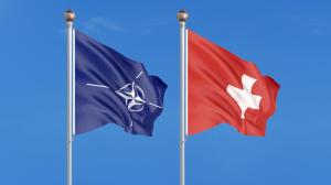 الناتو يدخل سويسرا: هل انتهى زمن الحياد؟